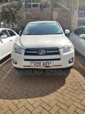 Toyota RAV4 2011 White