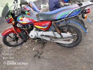 Bajaj Boxer 150 UG 2025 Red