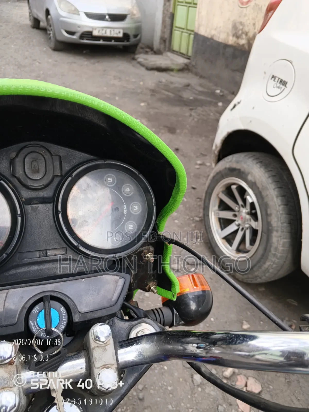 Bajaj Boxer 150 UG 2025 Red