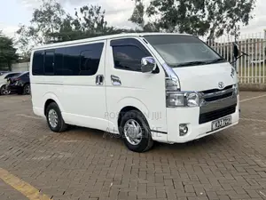 Toyota HiAce 2016 White
