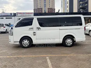 Toyota HiAce 2016 White