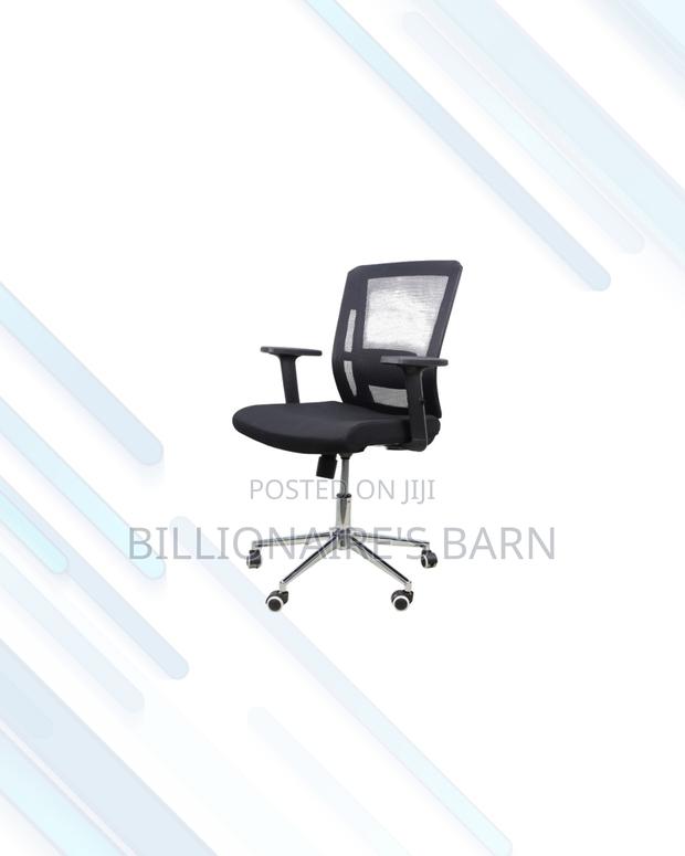 Practical Barn Origin Chair Mid Back Chrome for Daily Office Comfort - thumbnail 2