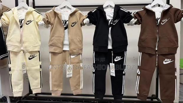 Kids Fashion Tracksuit 2-7yrs