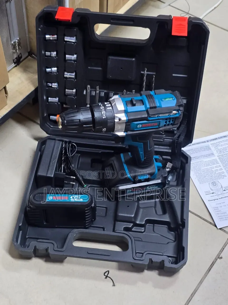 Bosch 21v Cordlesss Drills 2 Batteries A Charger