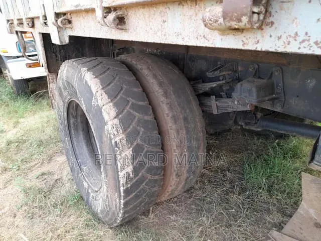 Isuzu
FVR
Manual
Diesel