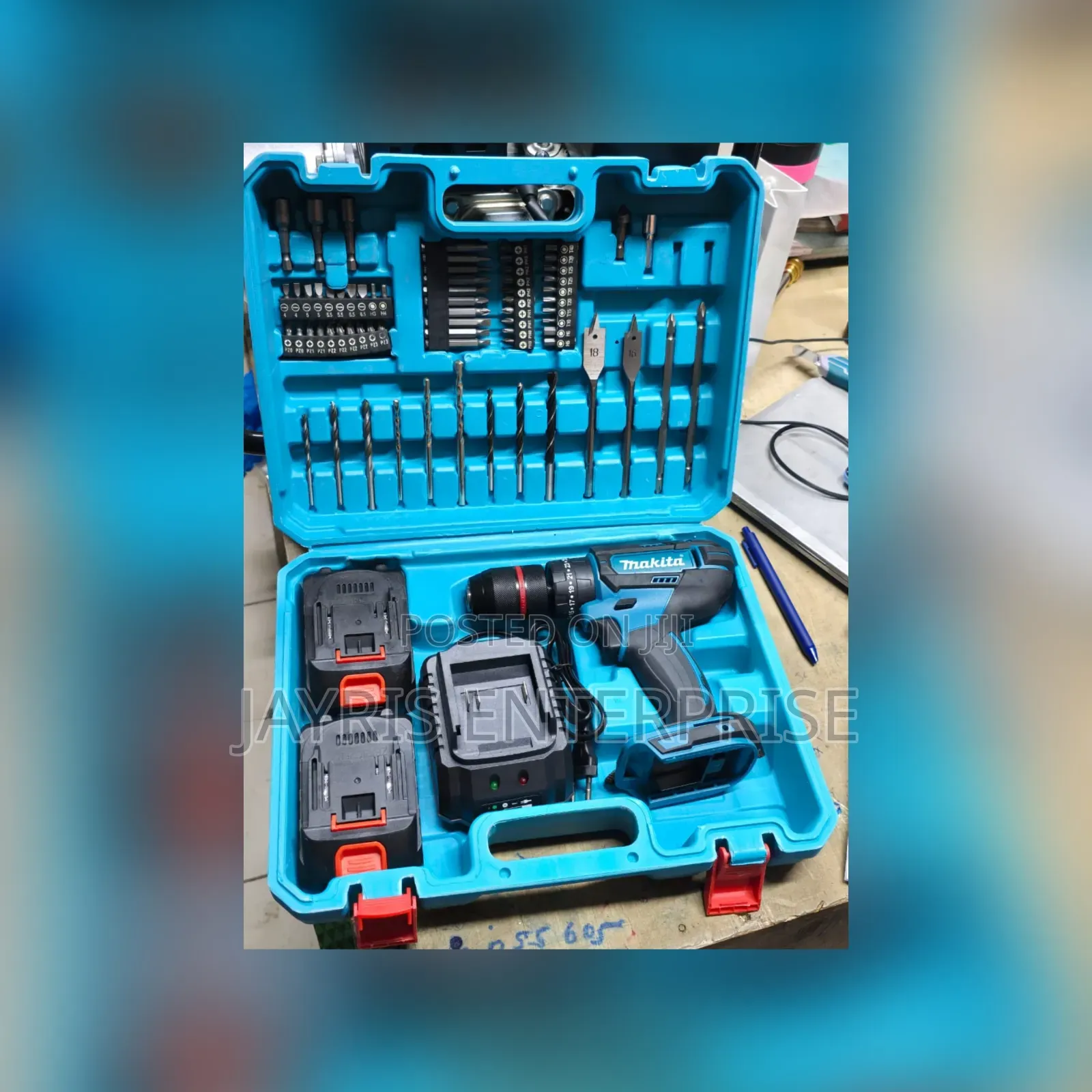 Makita 88v Cordless Toolkit 2 Batteries*