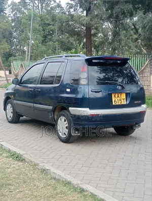 Toyota Raum 2003 Blue