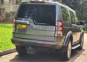 Land Rover Discovery 2010 Gray