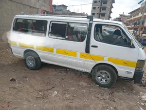 Toyota Toyoace 2001 White