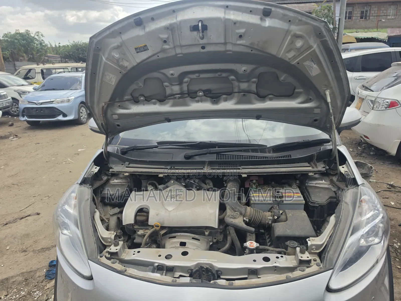 Toyota Sienta 2019 Silver