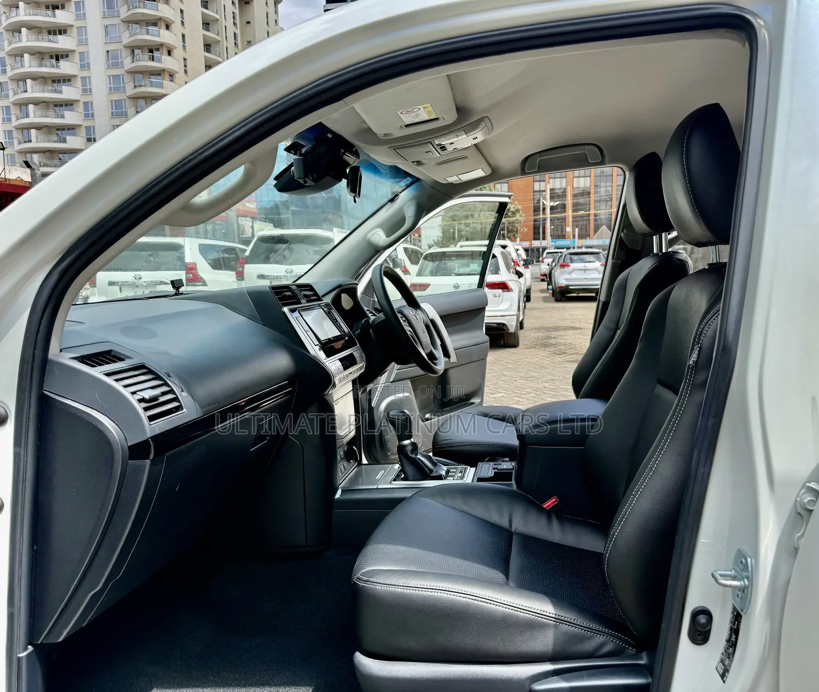 Toyota Land Cruiser Prado 2.8 2020 Pearl