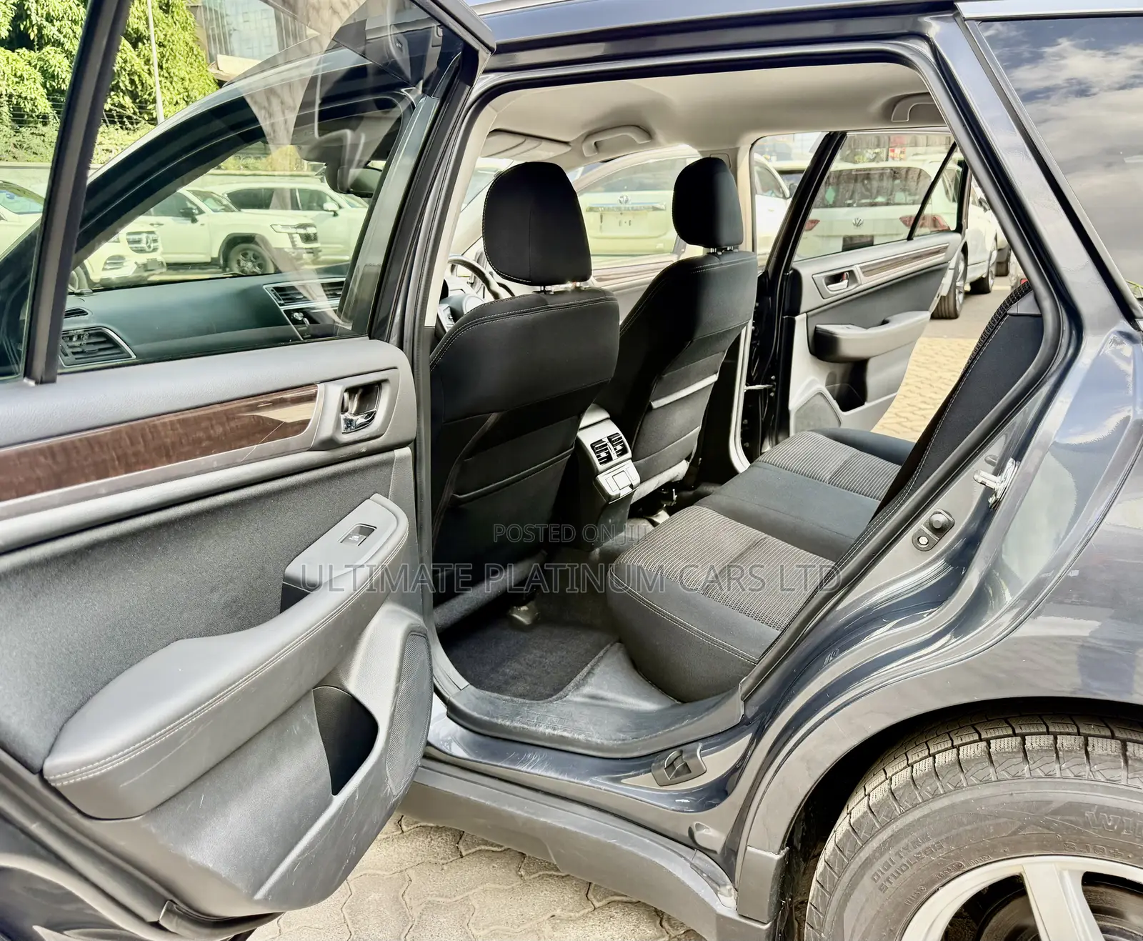 Subaru Outback 2.5i Premium AWD 2019 Gray
