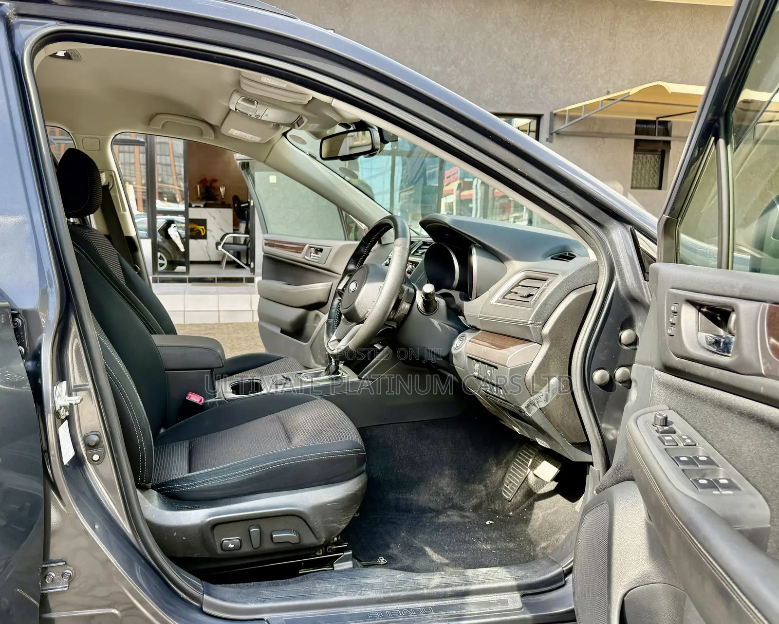 Subaru Outback 2.5i Premium AWD 2019 Gray