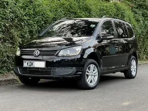 Volkswagen Touran 2015 Black