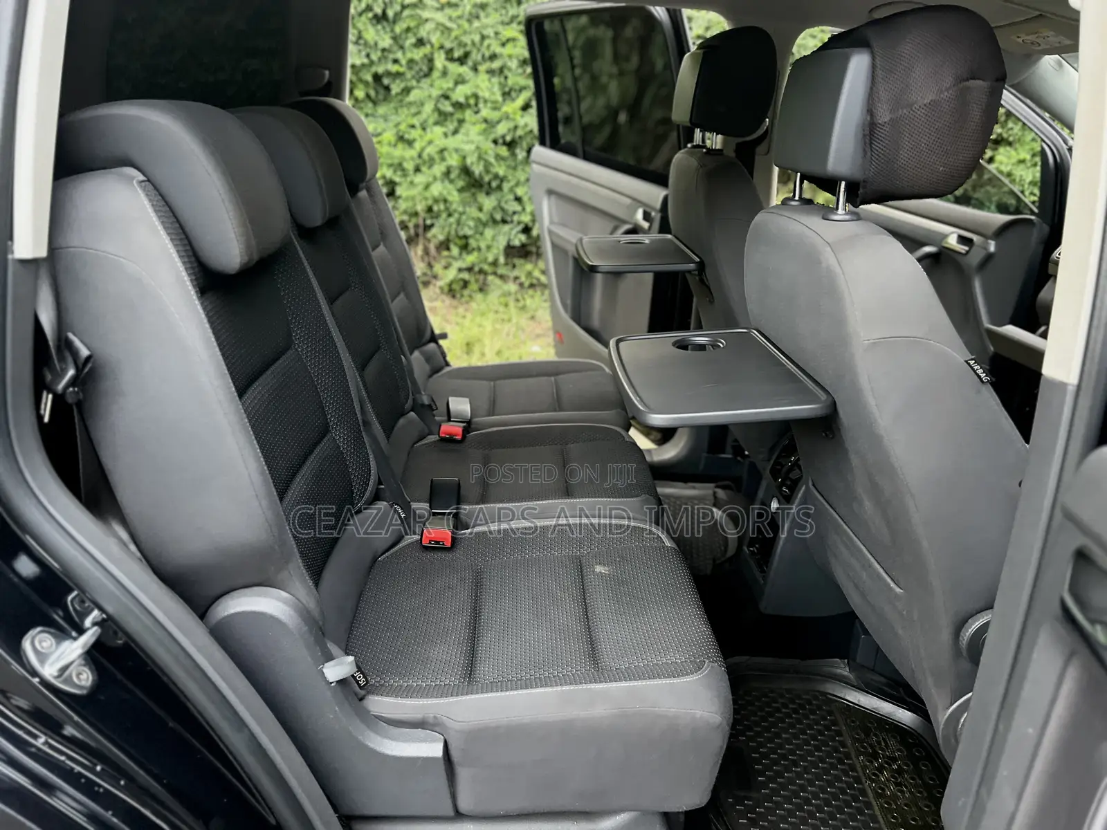 Volkswagen Touran 2015 Black
