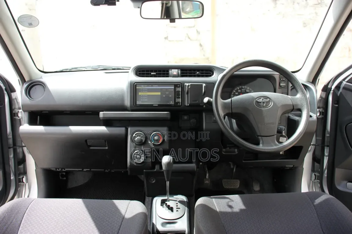 Toyota Probox 2020 Silver