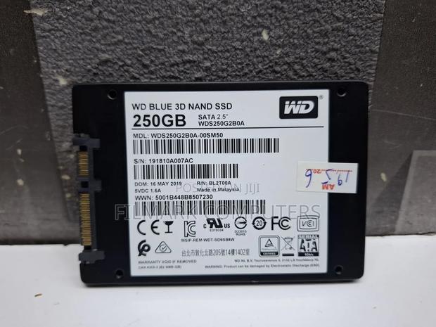 Western Digital Blue 3d Nand 250gb Sata SSD 2.5" Inch - thumbnail 2