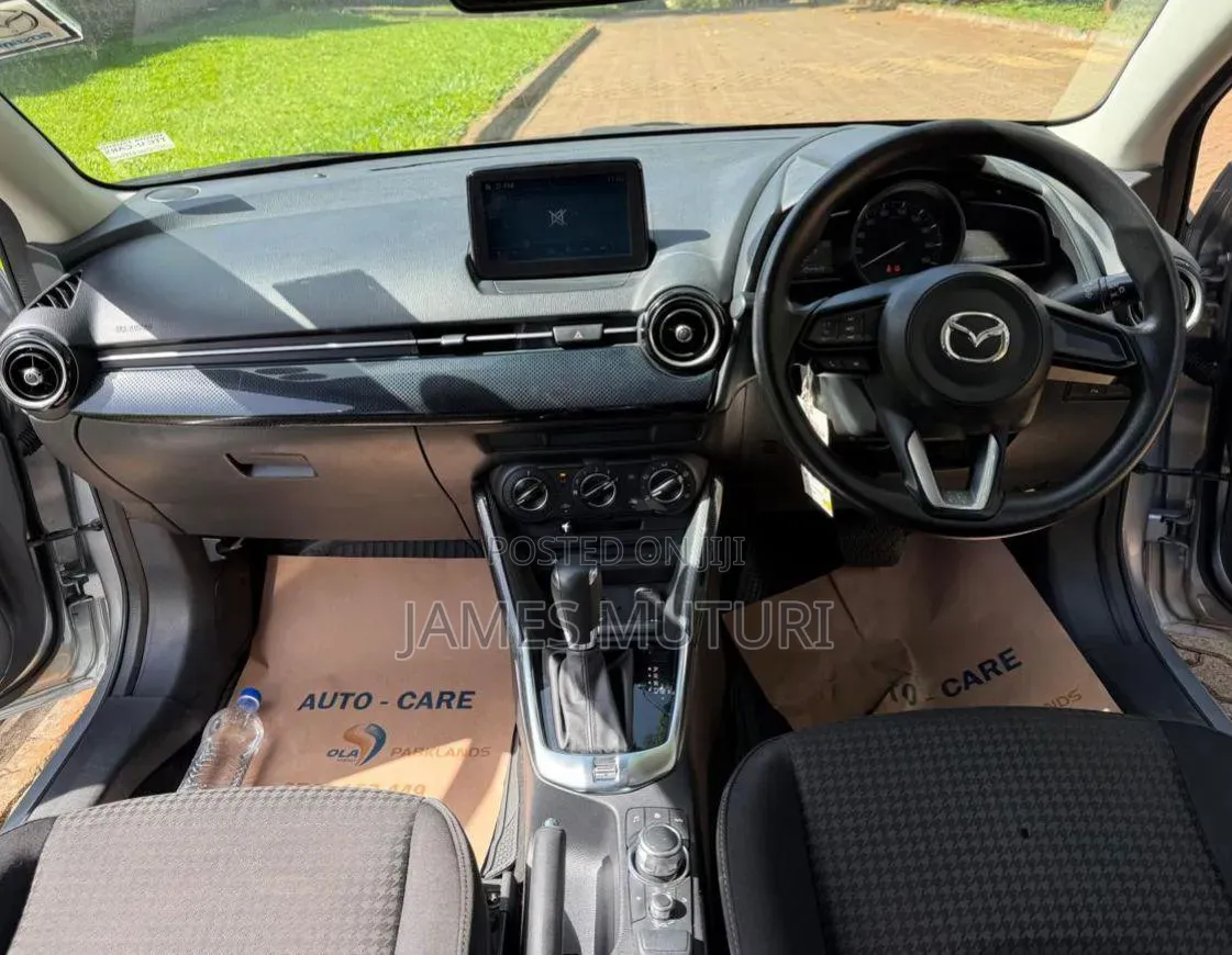 Mazda Demio 2018 Gray