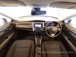 Toyota Corolla Fielder 2019 White