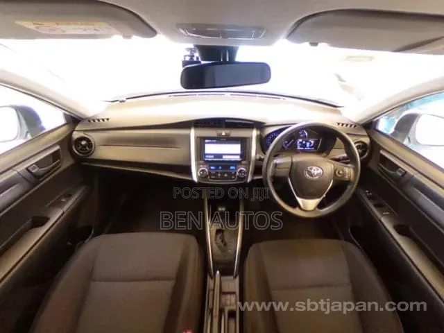 Toyota Corolla Fielder 2019 White