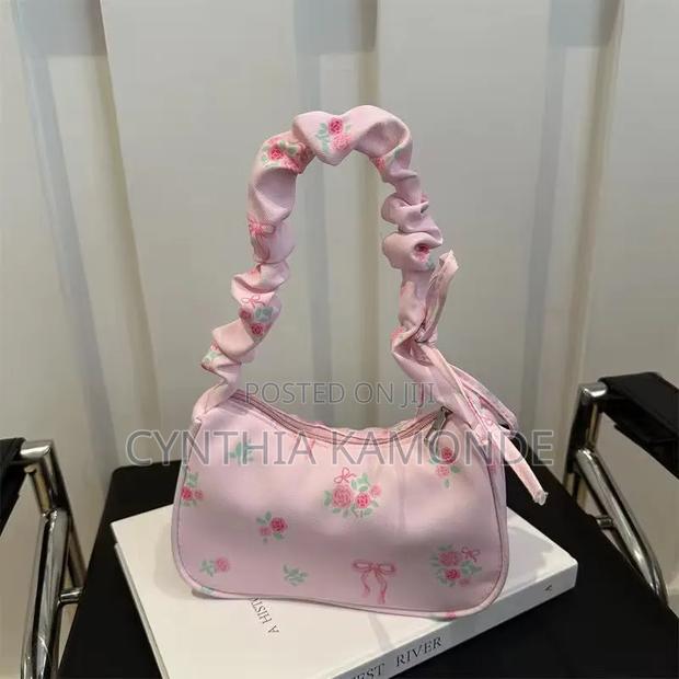 Floral Ladies Handbag - thumbnail 3