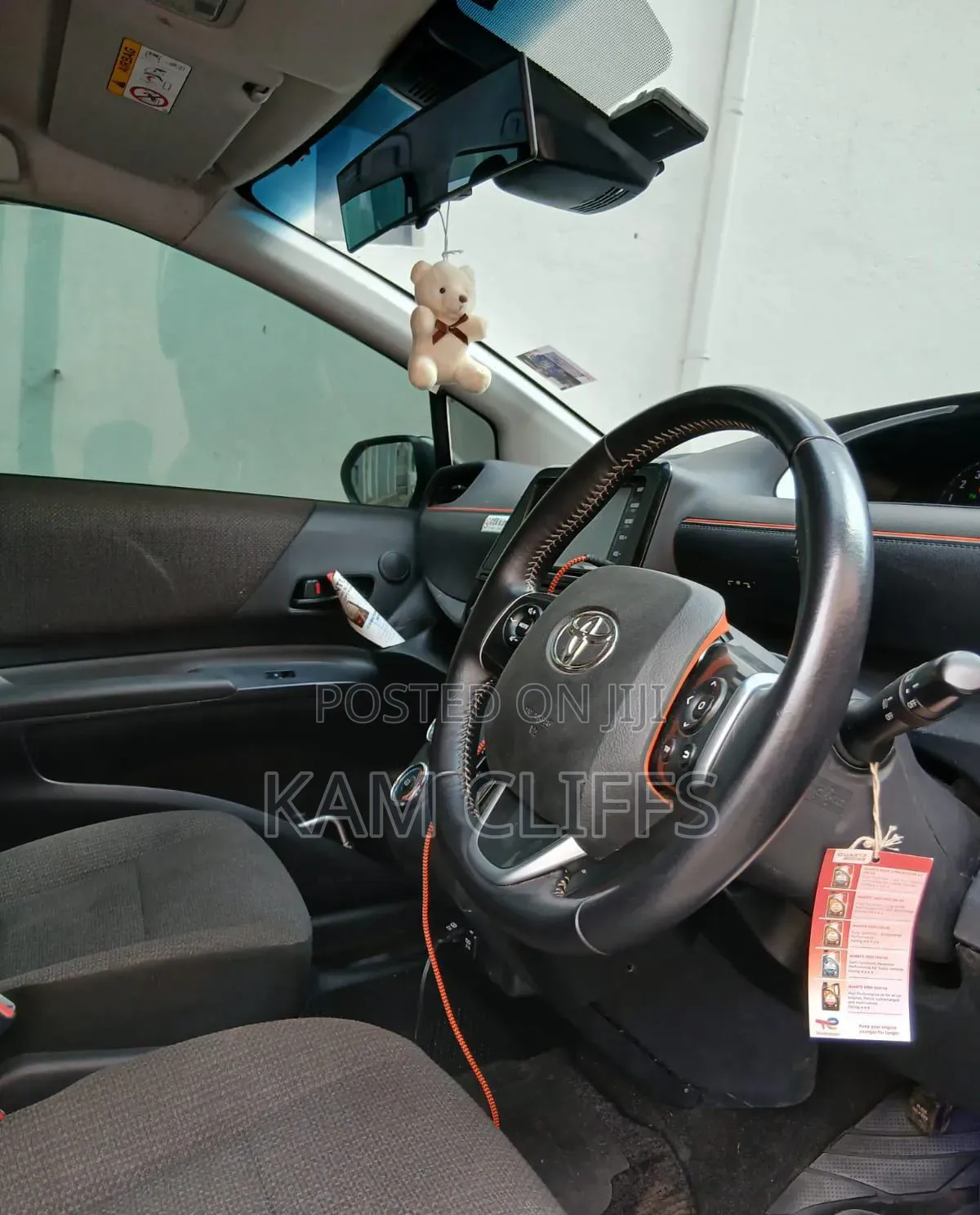 Toyota Sienta 2020 White
