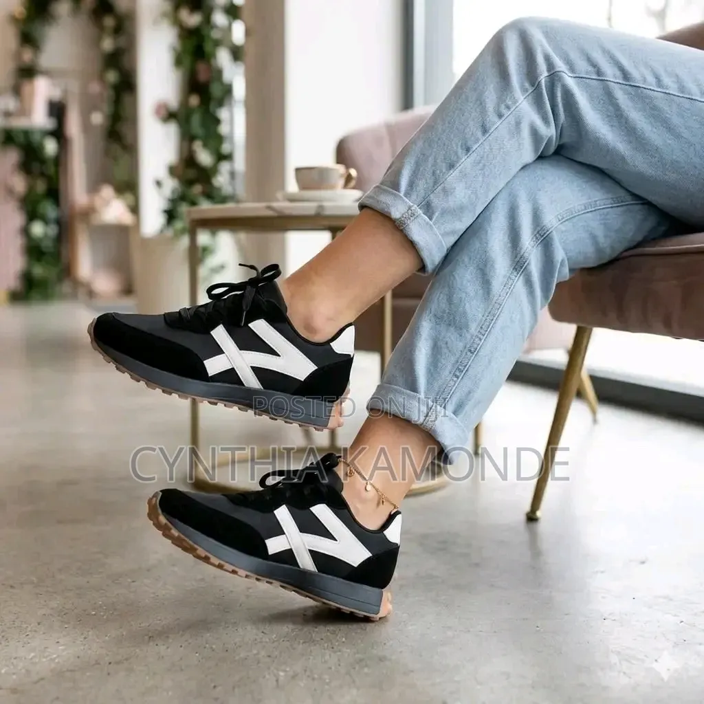 Girls' Sneakers