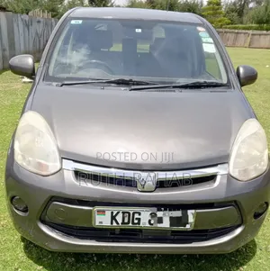 Toyota Passo 2015 Gray