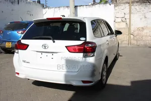 Toyota Corolla Fielder 2019 White