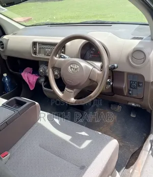 Toyota Passo 2015 Gray