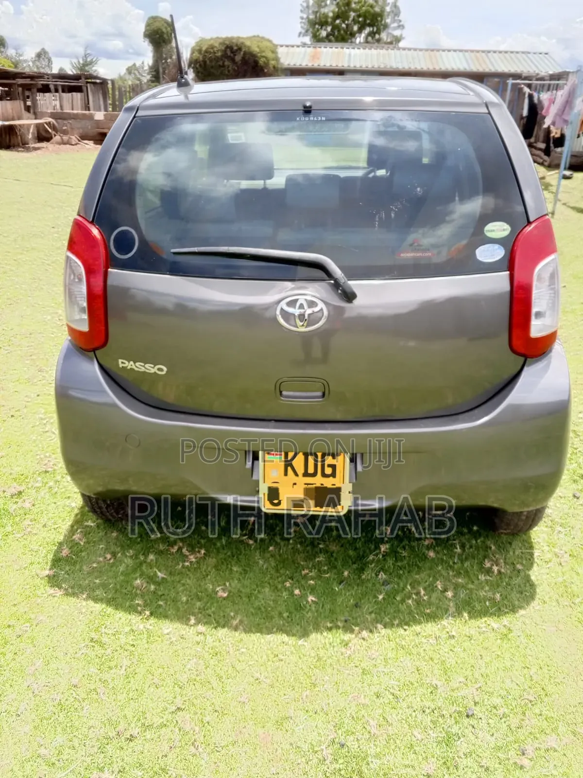 Toyota Passo 2015 Gray