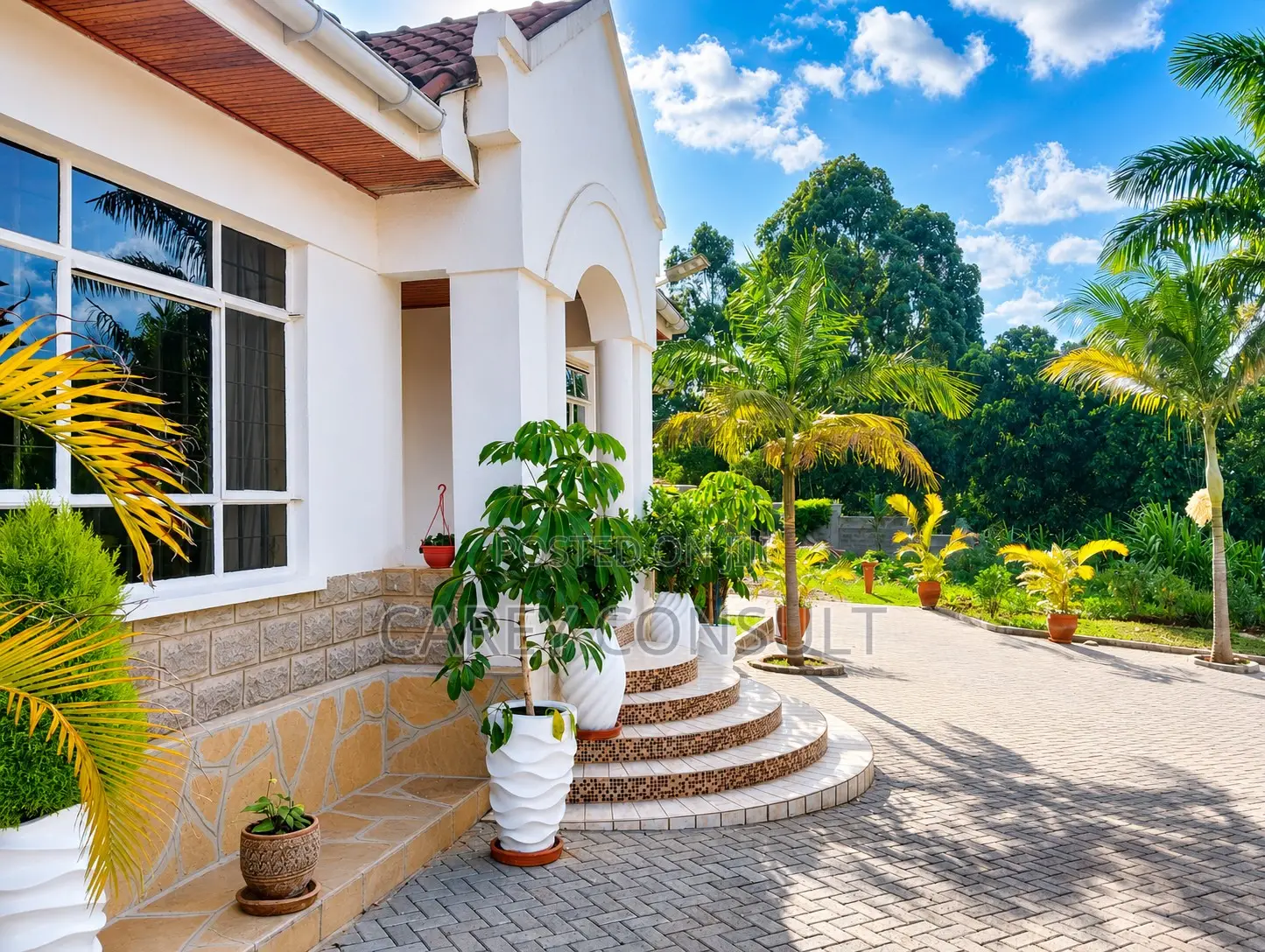 3bdrm Bungalow in Kitisuru for sale