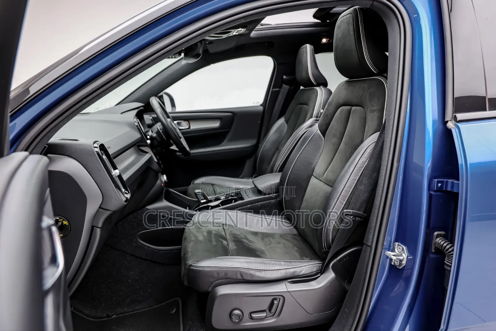 Volvo XC40 2020 Blue