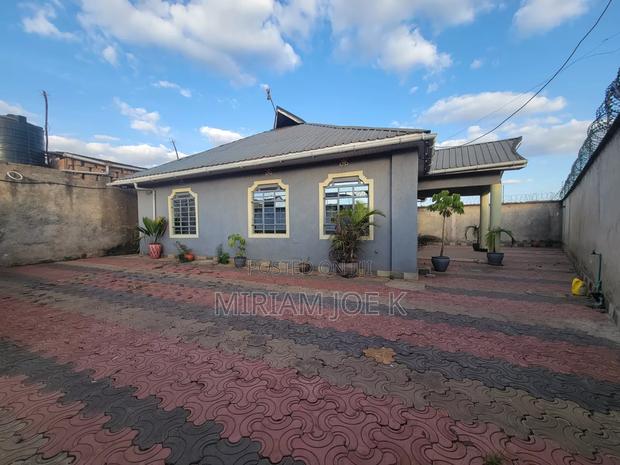3bdrm Bungalow in Juja, Kenyatta Road / Theta  for rent