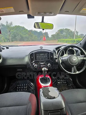 Nissan Juke 2015 Red