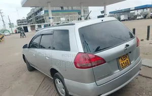 Nissan Wingroad 2003 Silver