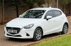 Mazda Demio 2018 White