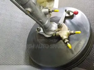 Toyota Caldina Brake Booster/Master Cylinder