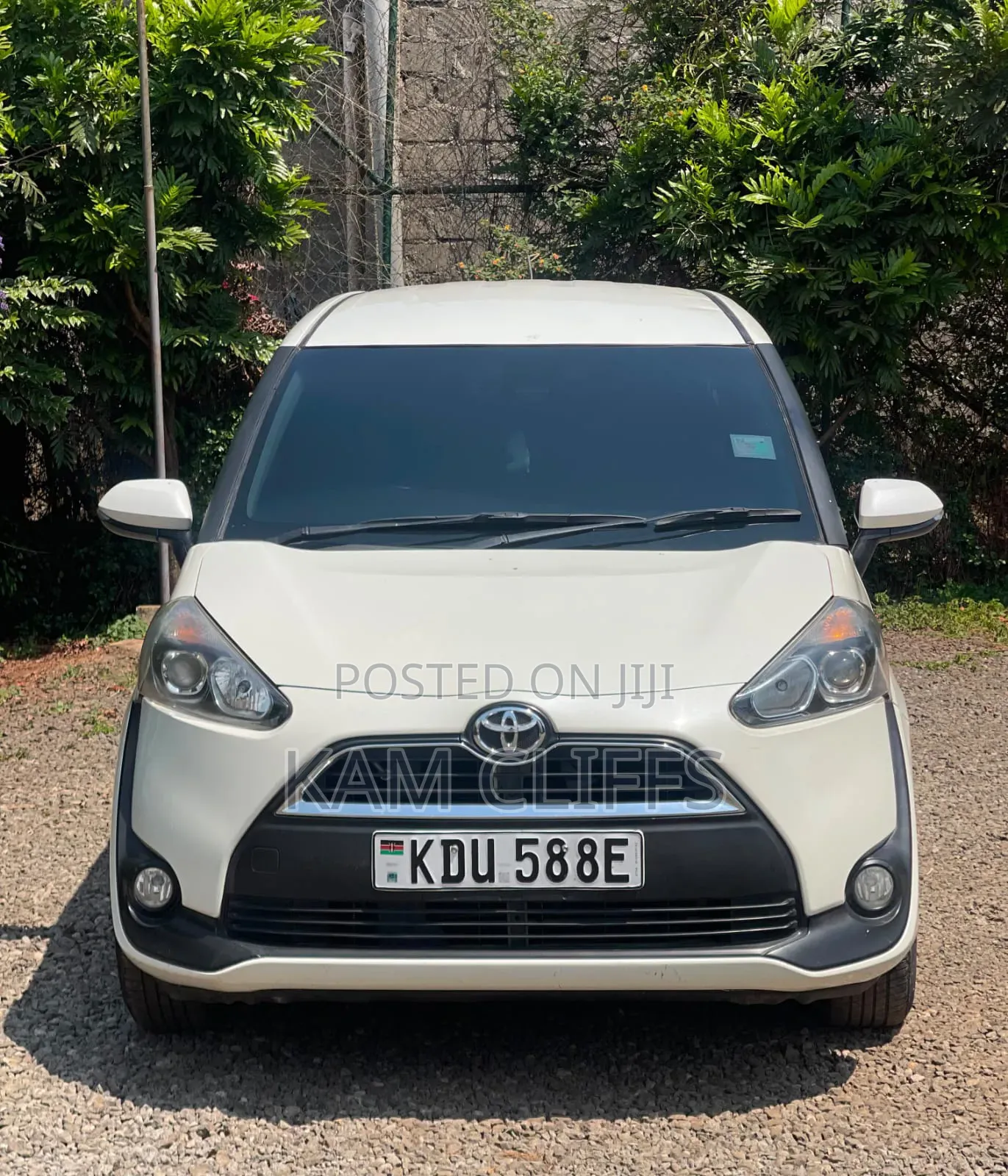 Toyota Sienta 2020 Off white