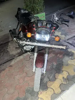 Bajaj Boxer 150 UG 2026 Red