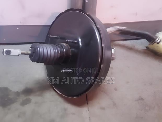 Toyota Ipsum Brake Booster/Master Cylinder