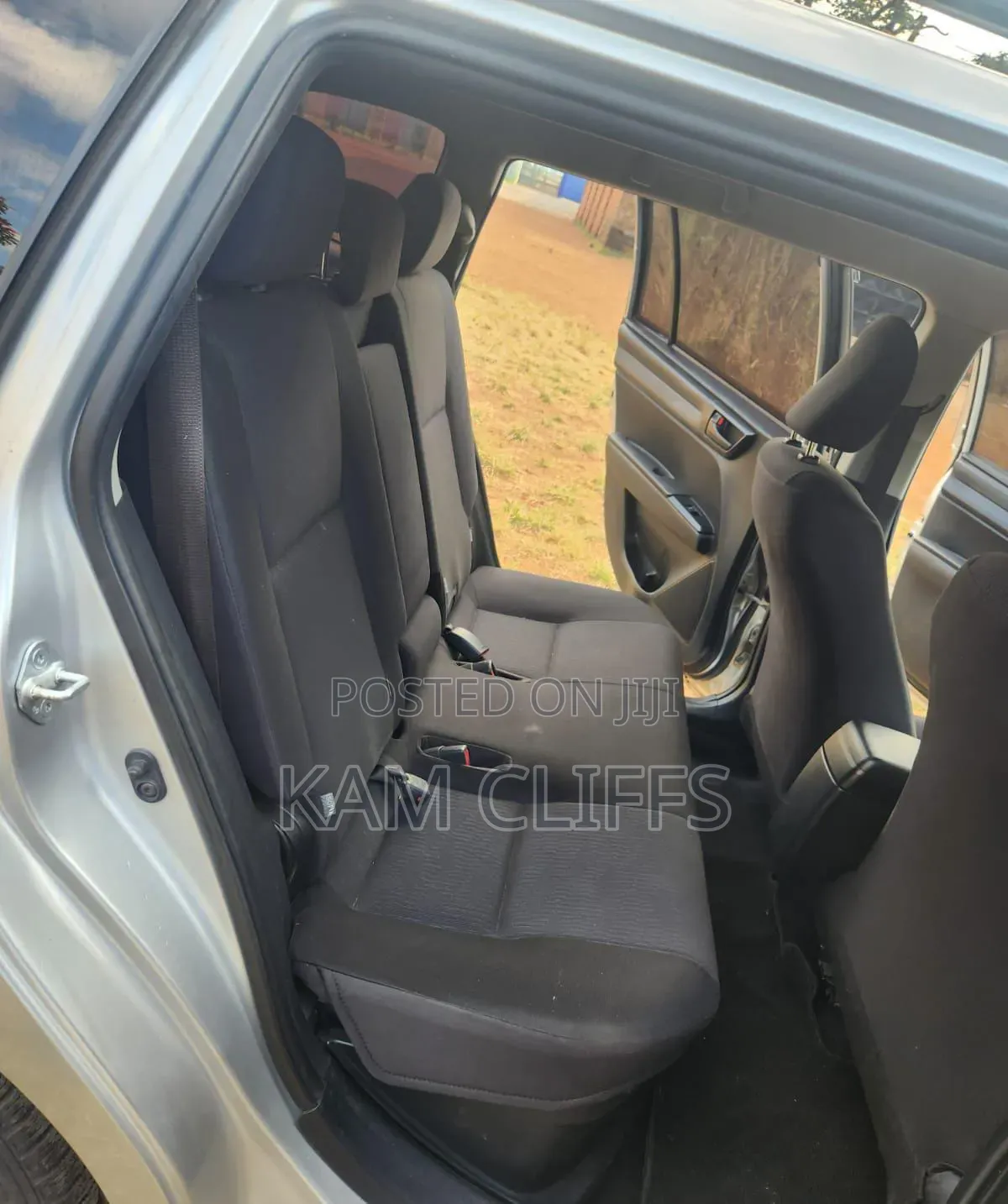 Toyota Corolla Fielder 2017 Silver