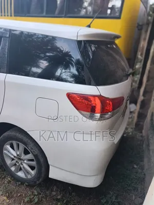 Toyota Wish 2010 White