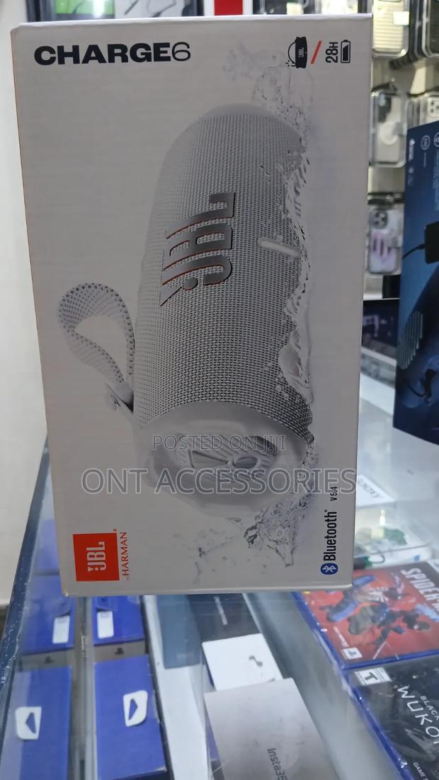 JBL Charge 6 Portable Bluetooth Speaker