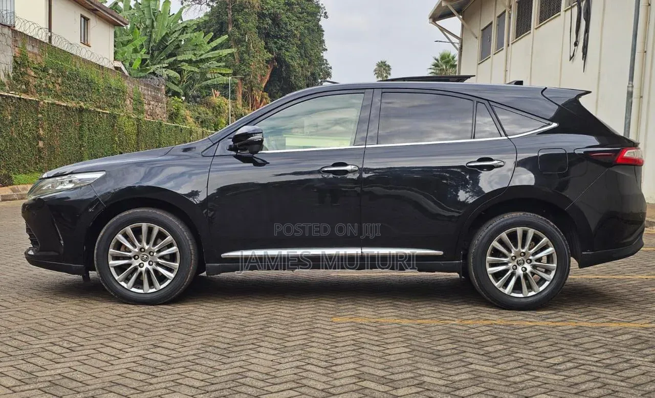 Toyota Harrier 2018 Black