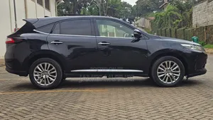 Toyota Harrier 2018 Black