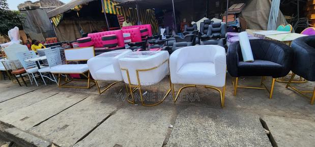 Salon Styling Chairs White Color