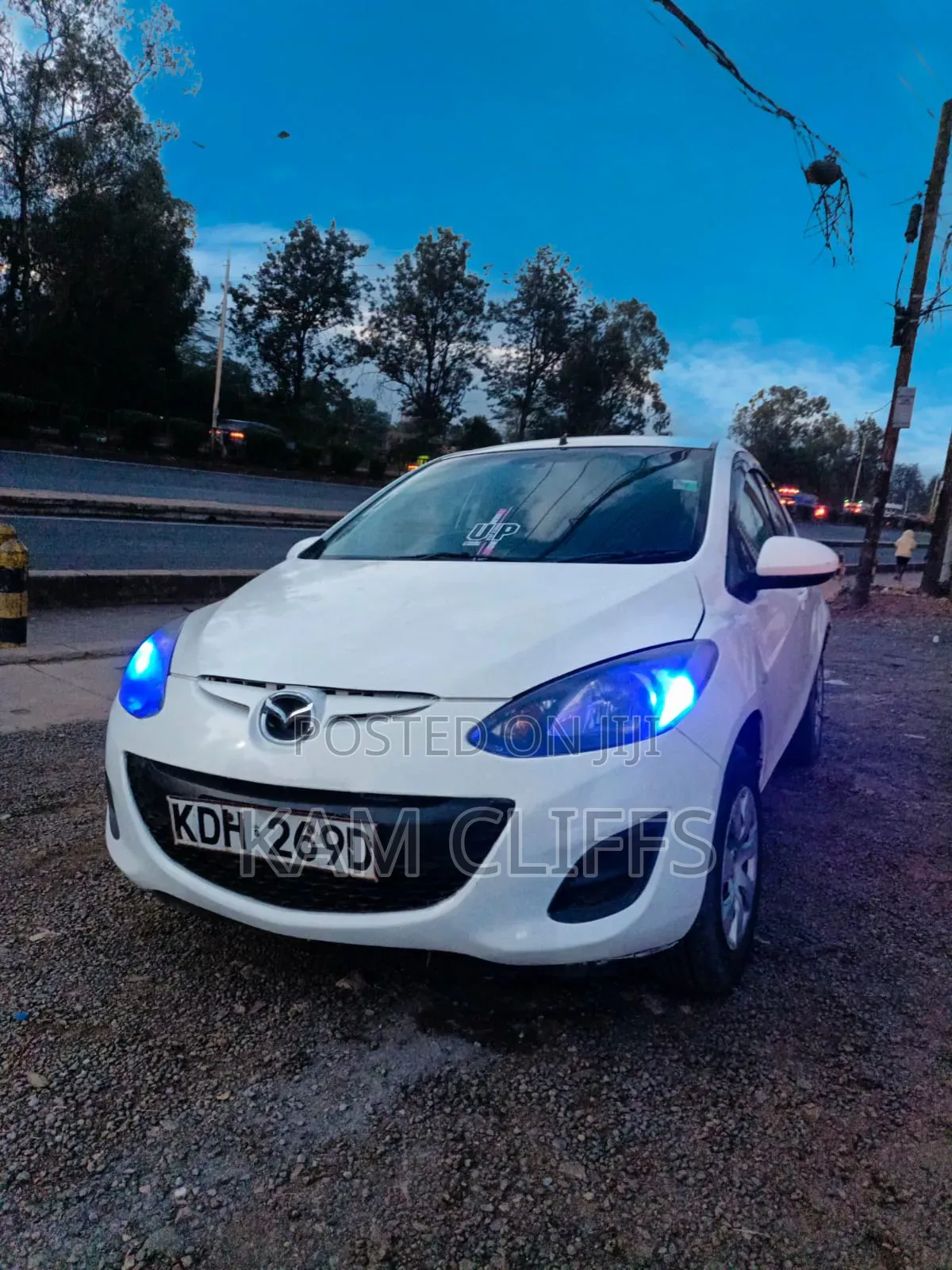Mazda Demio 2014 Pearl