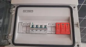 1kva - 12v Hybrid Solarmax Power Inverter 50a MPPT Controller 21 VDC
