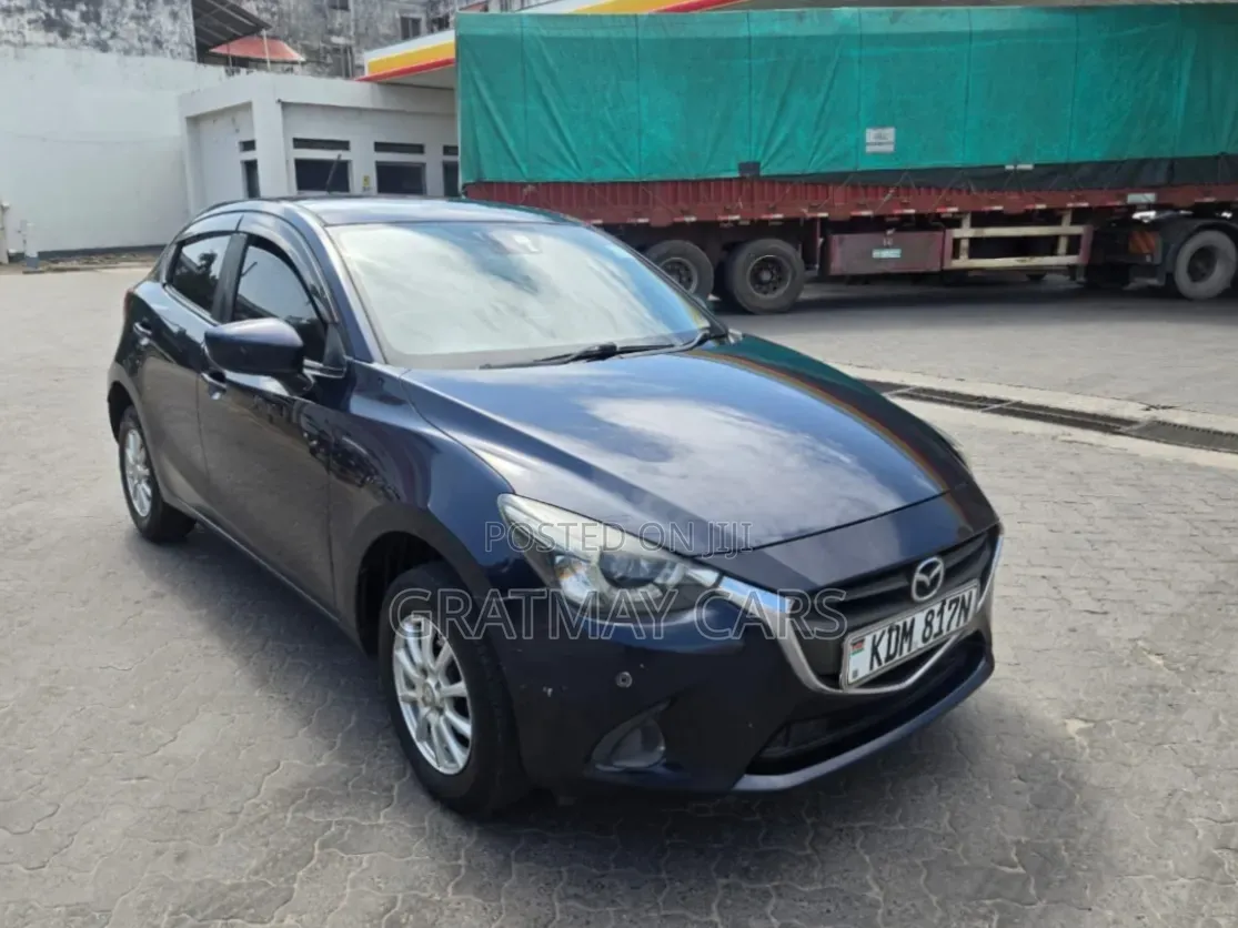 Mazda Demio 2017 Black